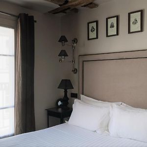 Hotel Saint-Louis En L'Isle - Notre-Dame